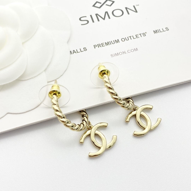 Ch**el earrings
